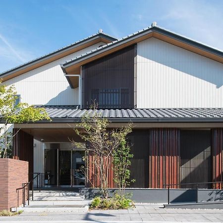 Апарт отель Grand Base Hakata Gofuku Фукуока Экстерьер фото