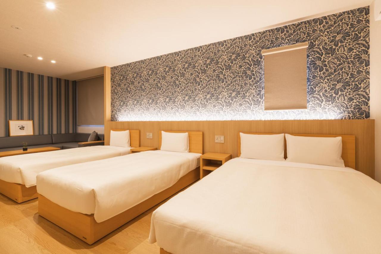 Апарт отель Grand Base Hakata Gofuku Фукуока Экстерьер фото